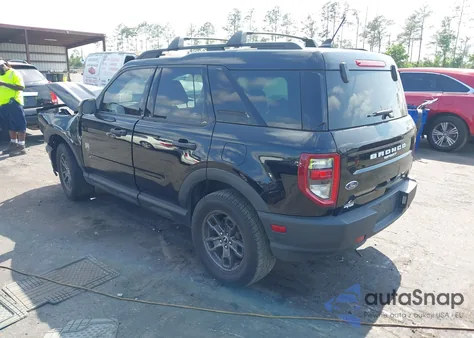 2021 Ford Bronco Sport Big Bend z USA, uszkodzony, nr VIN 3FMCR9B68MRA10365